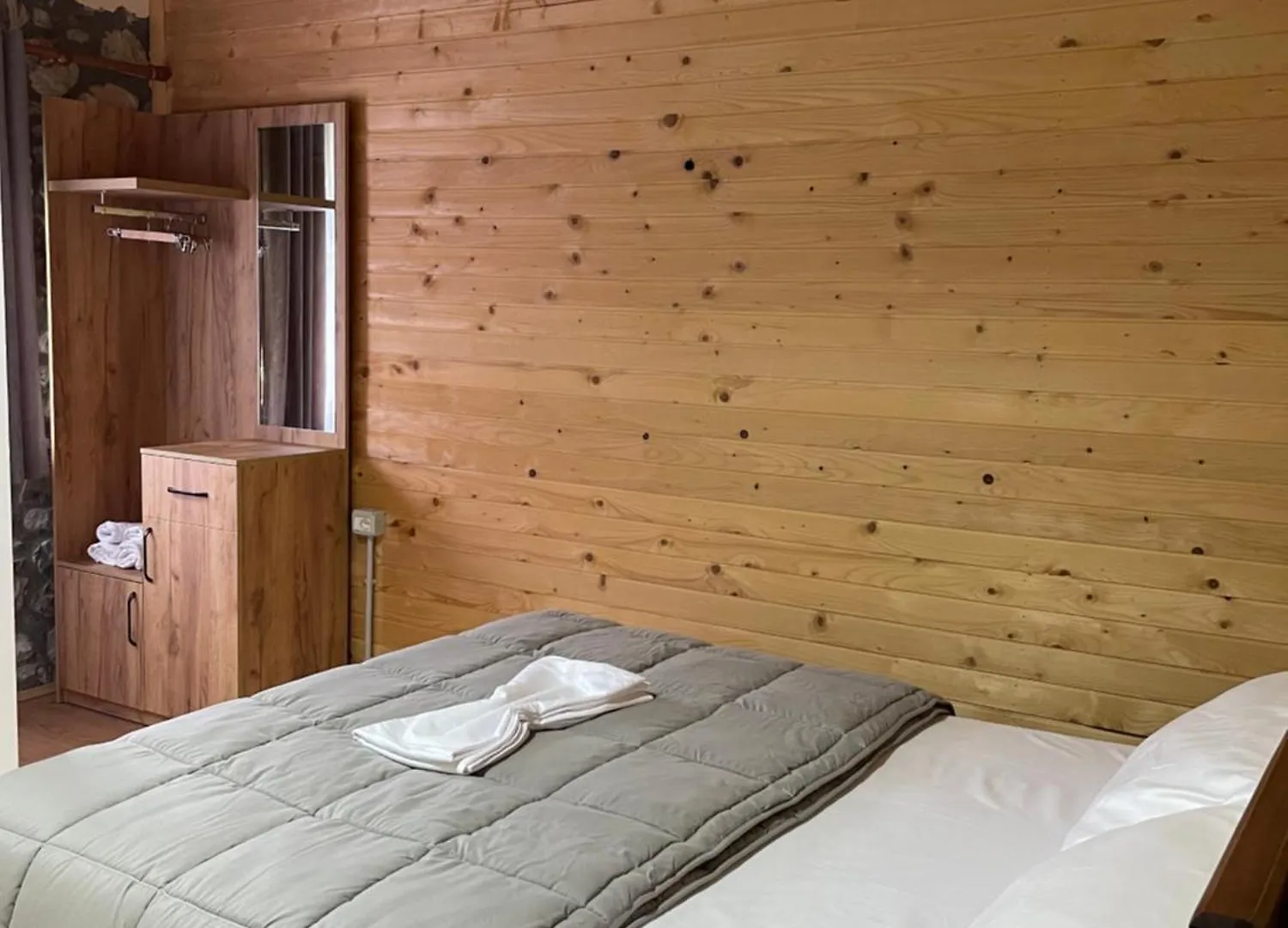 Alpinehouse Hotel Theth Gasthuis