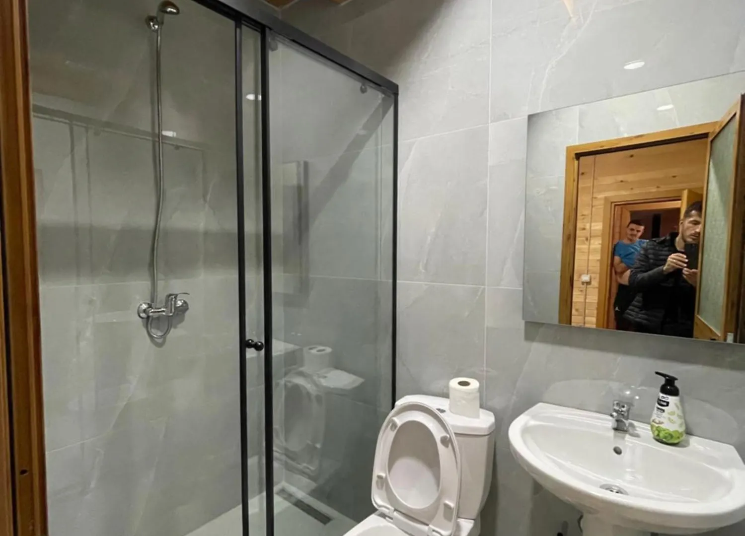 Pensjonat Hotel Alpinehouse Theth