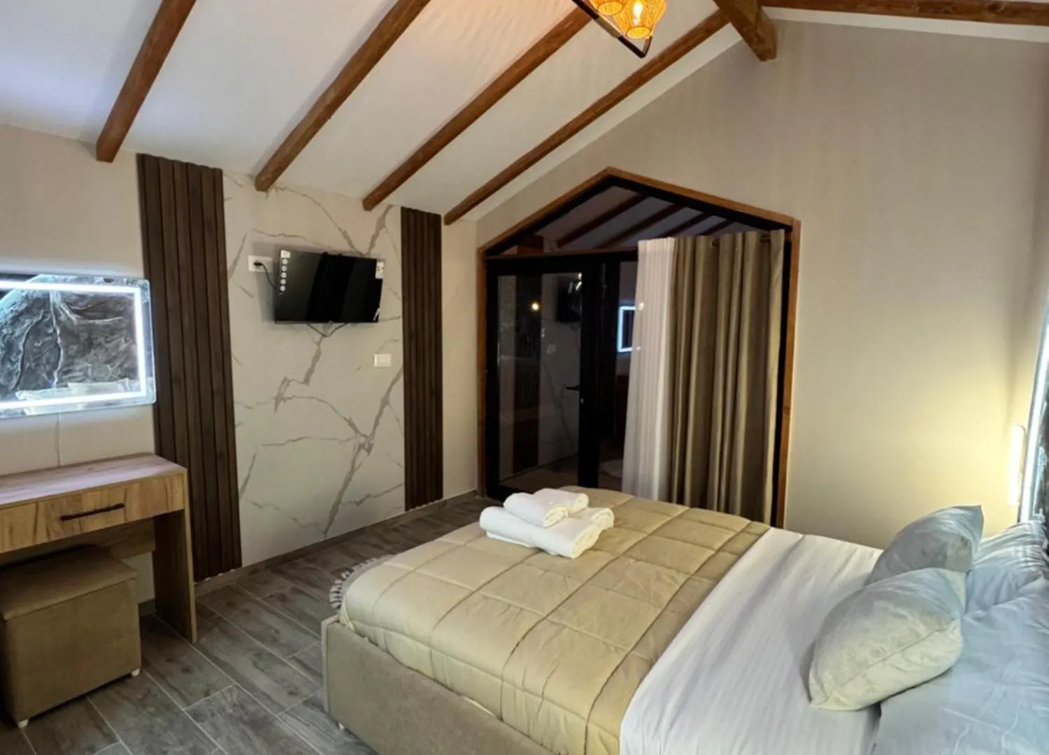 Pensionat Alpinehouse Hotell Theth
