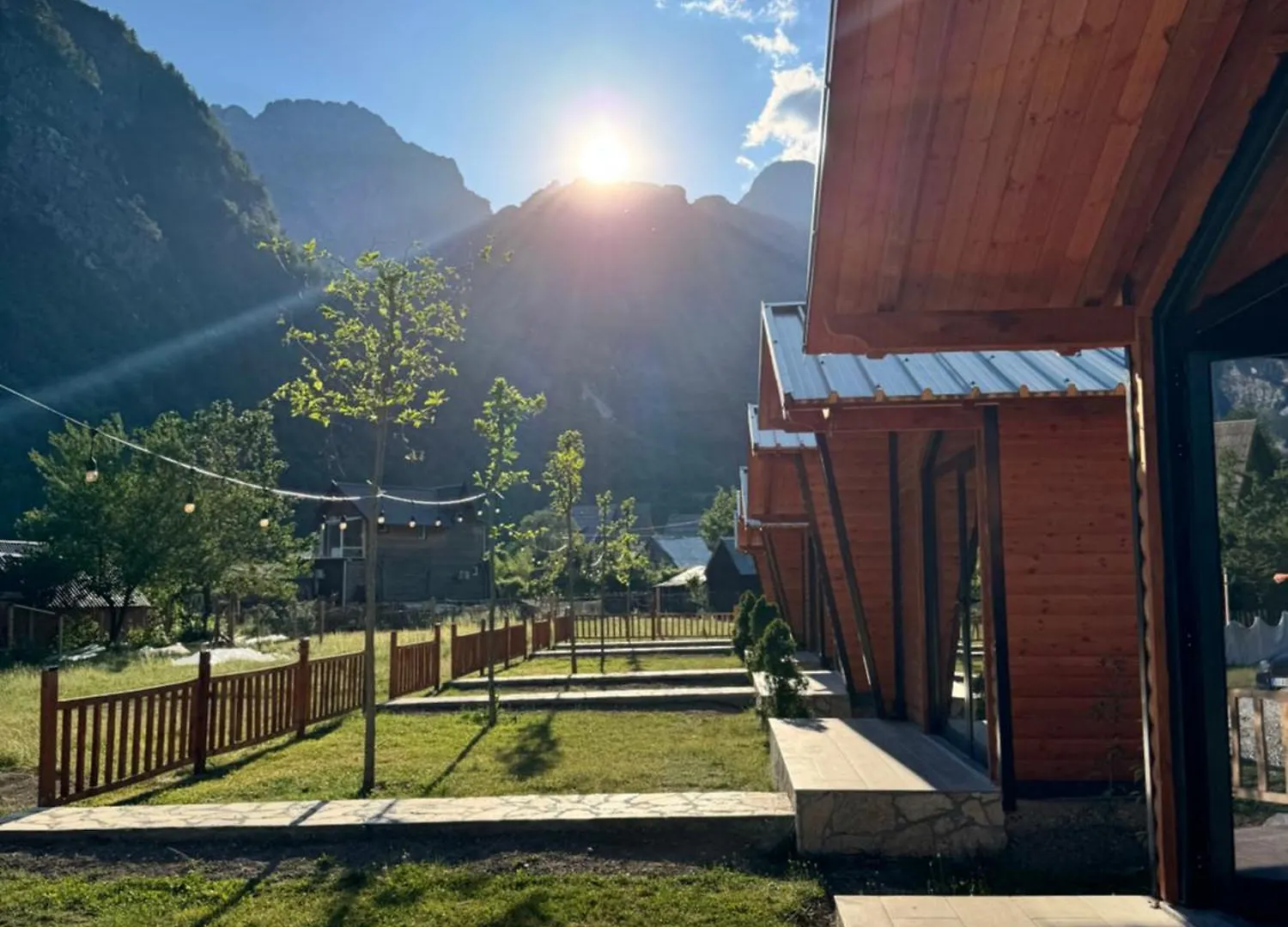 Alpinehouse Hotell Theth